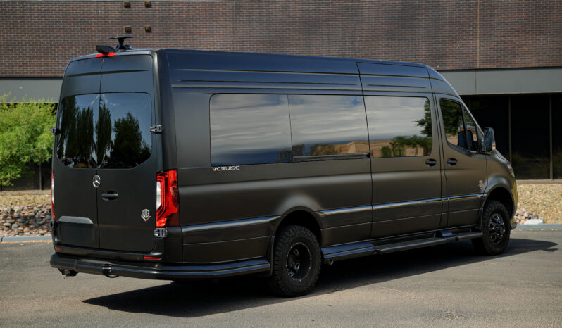 
								2024 Mercedes Benz Sprinter 3500 full									