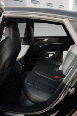 
										2021 Audi RS 7 4.0T Quattro full									