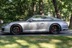 
										2017 Porsche 911 Carrera 4S full									