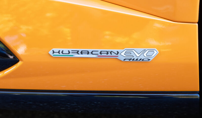
								2021 Lamborghini Huracan EVO full									