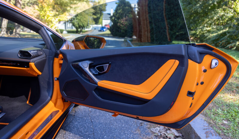 
								2021 Lamborghini Huracan EVO full									