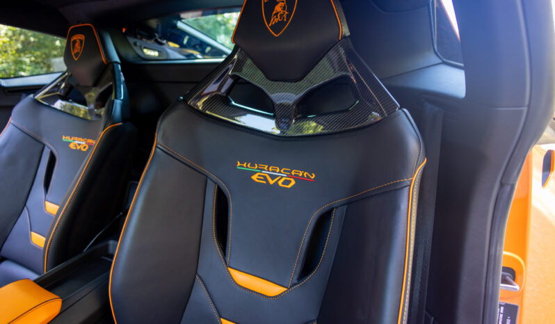
								2021 Lamborghini Huracan EVO full									