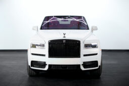 
										2022 Rolls Royce Cullinan Black Badge full									