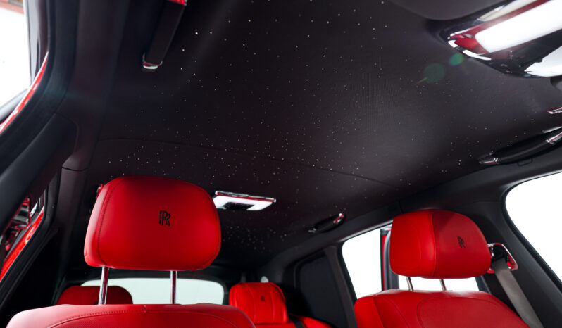 
								2022 Rolls Royce Cullinan Black Badge full									