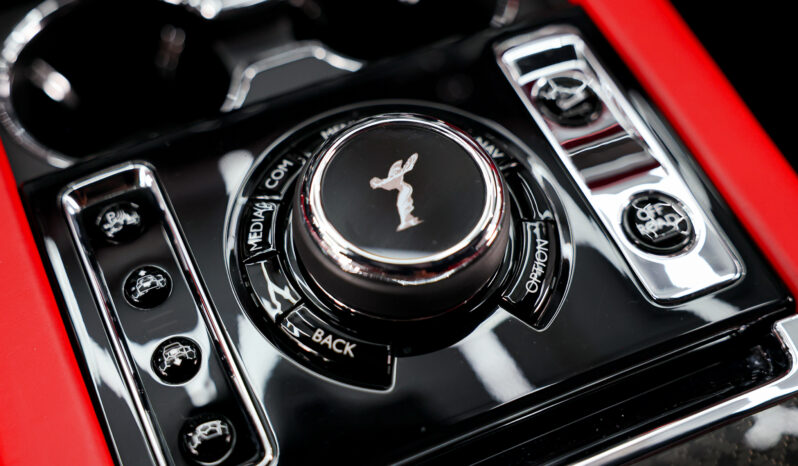 
								2022 Rolls Royce Cullinan Black Badge full									