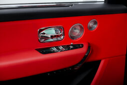 
										2022 Rolls Royce Cullinan Black Badge full									