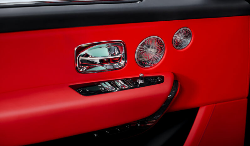 
								2022 Rolls Royce Cullinan Black Badge full									