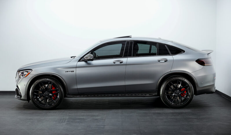 
								2021 Mercedes AMG GLC 63S Coupe full									