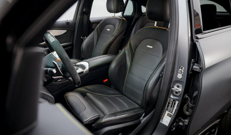 
								2021 Mercedes AMG GLC 63S Coupe full									