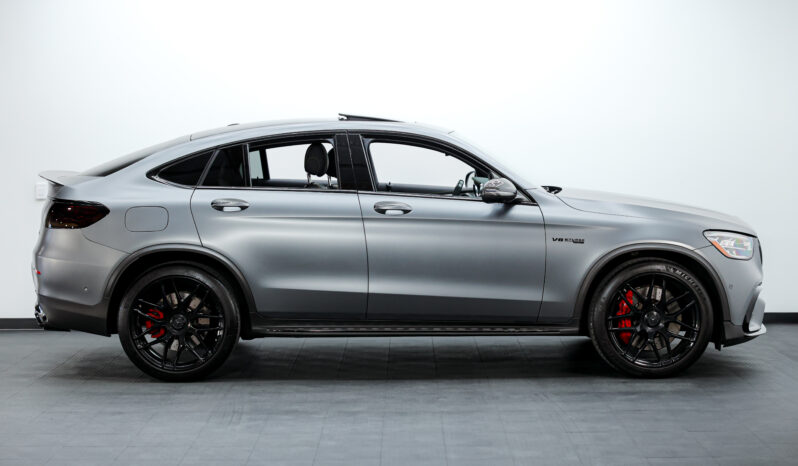 
								2021 Mercedes AMG GLC 63S Coupe full									