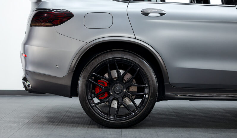 
								2021 Mercedes AMG GLC 63S Coupe full									