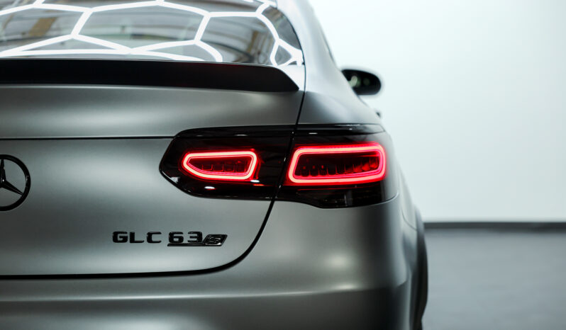 
								2021 Mercedes AMG GLC 63S Coupe full									