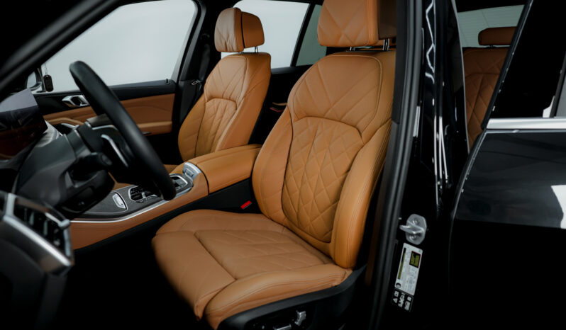 
								2024 BMW X5 xDrive40i full									