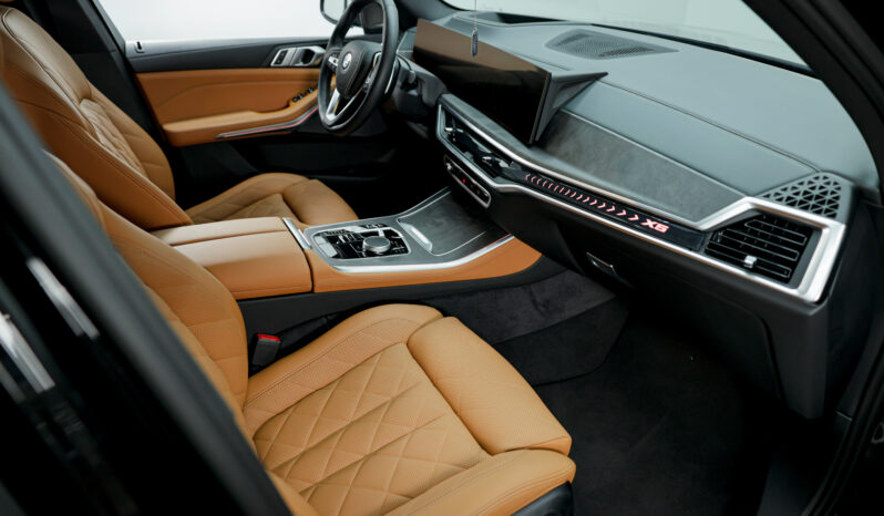 
								2024 BMW X5 xDrive40i full									