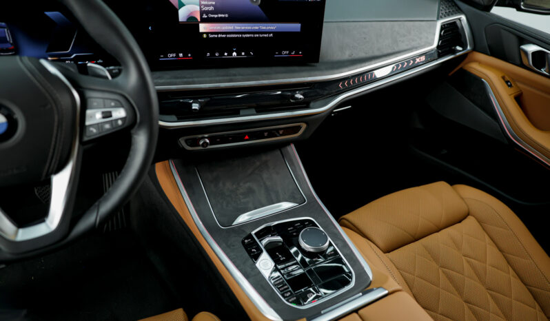 
								2024 BMW X5 xDrive40i full									