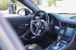 
										2018 Porsche 911 Carrera full									