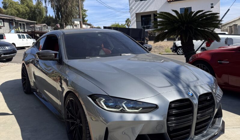 
								2022 BMW M4 Competition full									