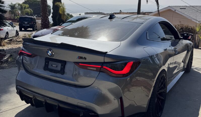 
								2022 BMW M4 Competition full									