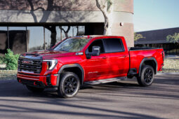 2025 GMC Sierra 2500HD AT4