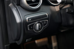 
										2019 Mercedes Benz C43 AMG full									