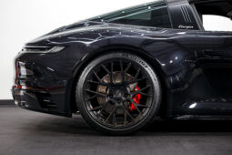 
										2022 Porsche 911 Targa 4S full									