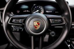 
										2022 Porsche 911 Targa 4S full									