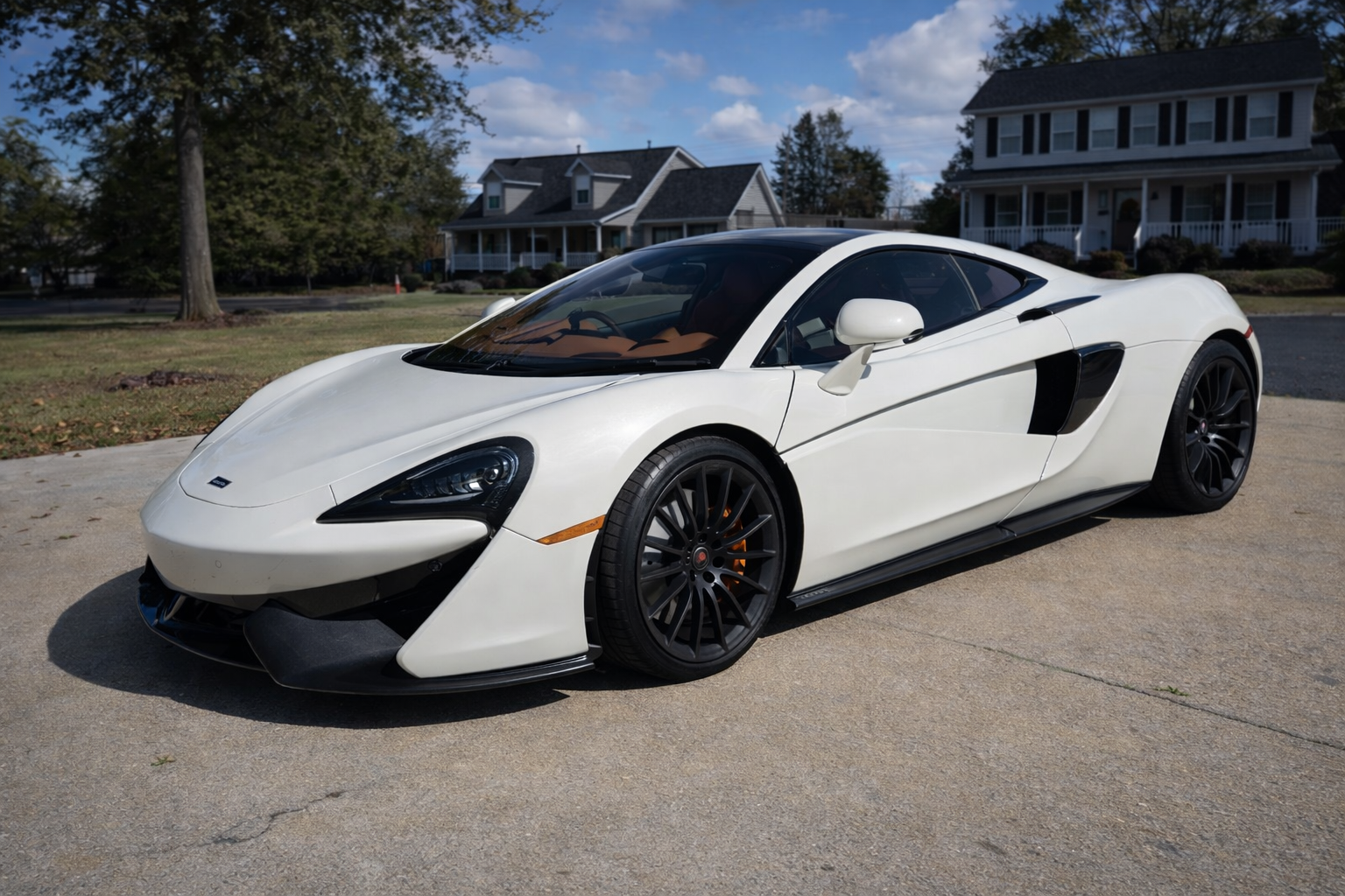 2017 McLaren 570GT Base's photo